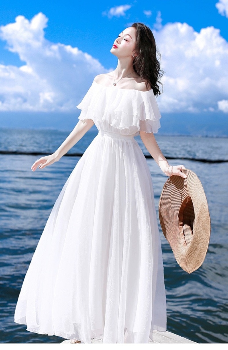 In váy đi biển với chất liệu thân thiện với môi trường